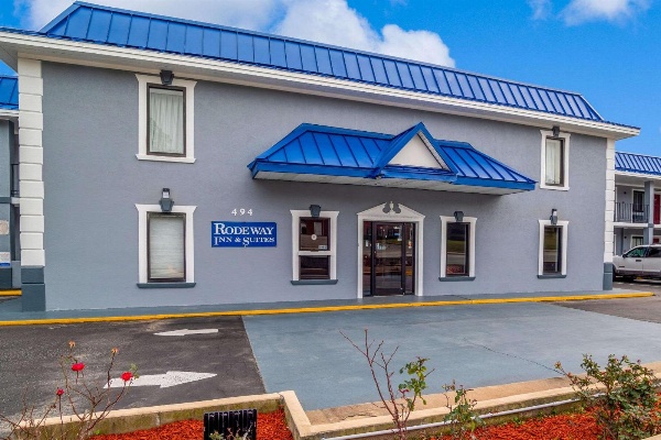 Rodeway Inn & Suites Fort Jackson Main image