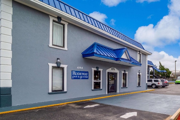 Rodeway Inn & Suites Fort Jackson Main image